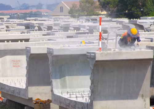 Hối hả thi công tuyến Metro số 1 Bến Thành – Suối Tiên ảnh 7