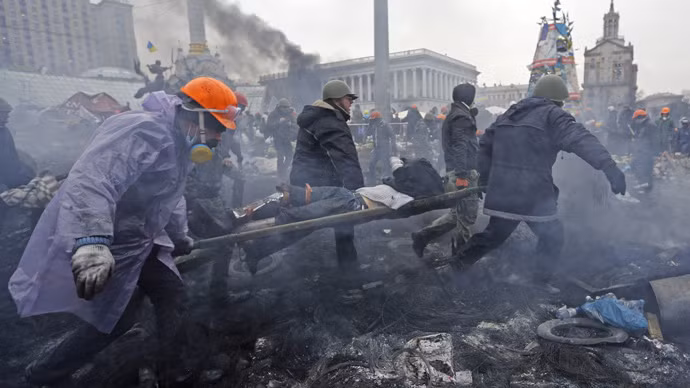 Kẻ bắn người biểu tình Ukraine được huấn luyện ở Ba Lan ảnh 1