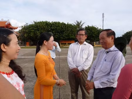 Trường Sa-Sức sống mãnh liệt giữa biển khơi ảnh 2