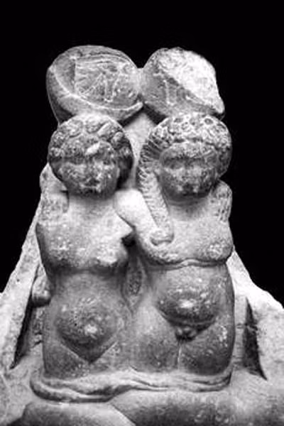 Phát hiện bức tượng 2 con song sinh của Cleopatra ảnh 1