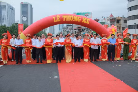 Thông xe hai cầu lắp ghép ở Hà Nội ảnh 1