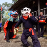 Gìn giữ điệu múa kỳ lân truyền thống của người Nùng