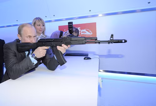 Tổng thống Putin – Tổng tư lệnh tối cao của nước Nga ảnh 12