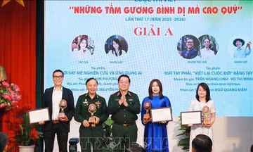 Lan tỏa tấm gương bình dị, đưa việc học Bác thành hành động tự giác
