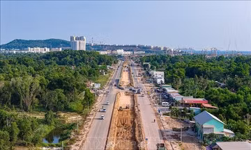 Phát triển hạ tầng đa phương thức đón APEC 2027