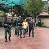 Bài 1: Từ chiến trường ngoại biên đến bình yên bản làng