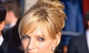 Uma Thurman sinh con gái