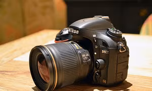 Nikon giới thiệu máy ảnh full-frame D600 