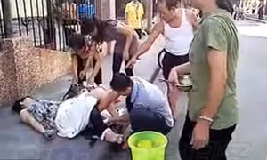 Khi vỉa hè là... phòng hộ sinh