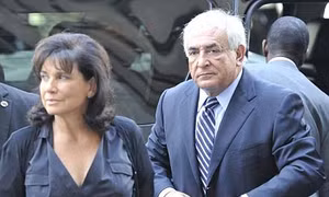 Cựu Tổng giám đốc IMF Strauss-Kahn bị vợ 'đá'