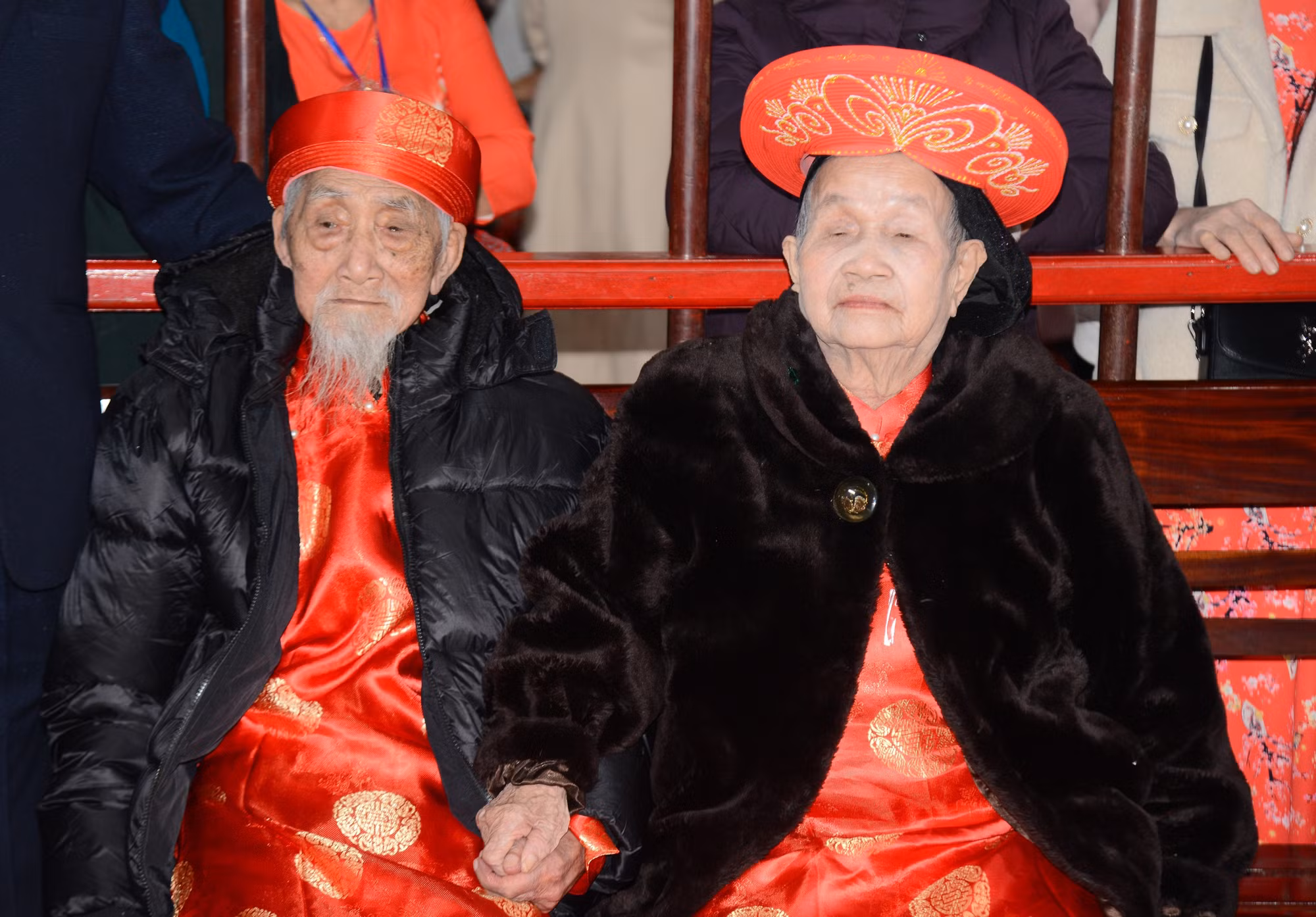 potal-doc-dao-le-hoi-ruoc-cu-thuong-o-quang-ninh-7839412.jpg