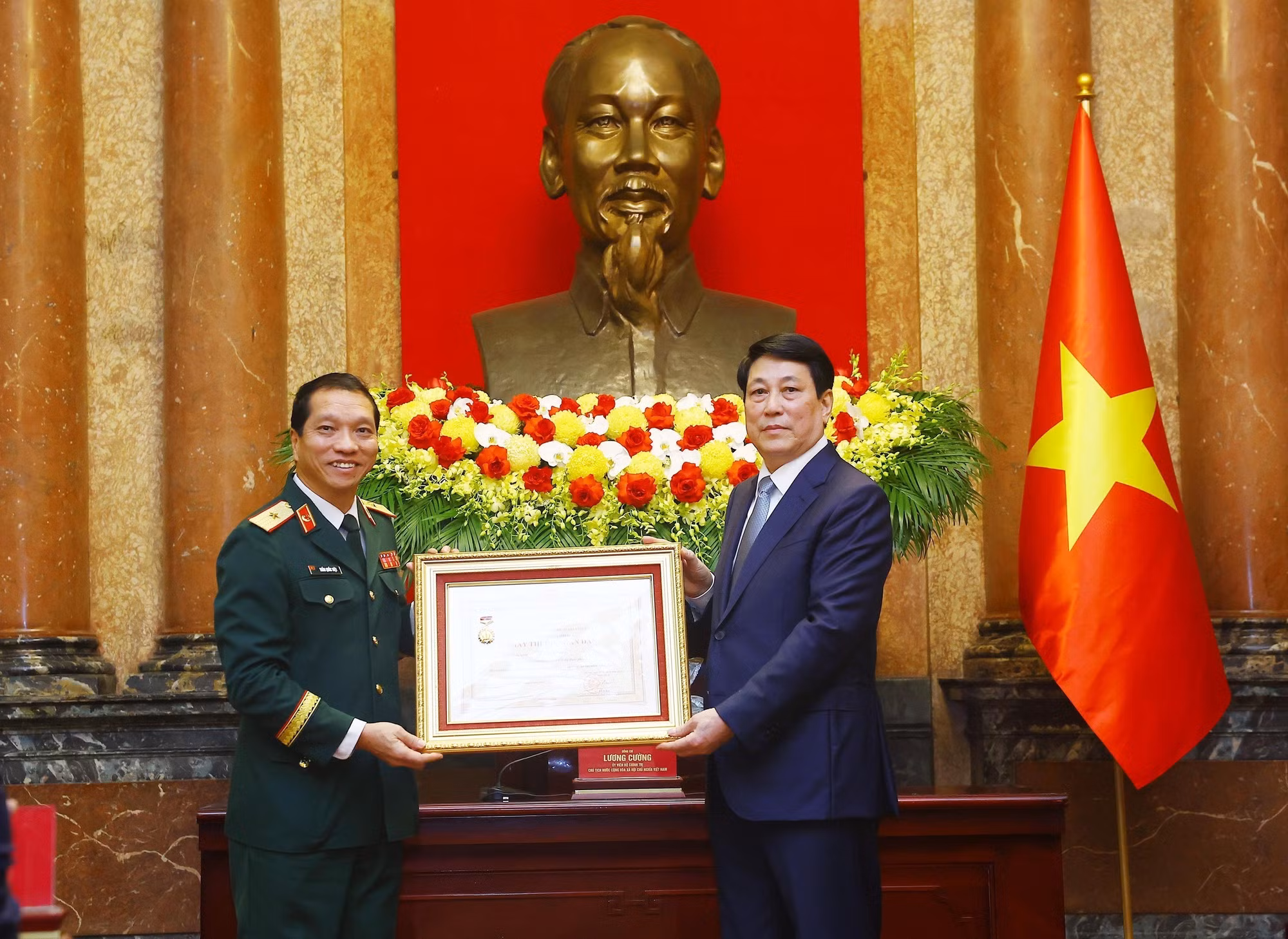 potal-chu-tich-nuoc-gap-mat-dai-bieu-tieu-bieu-nganh-y-te-7874732.jpg
