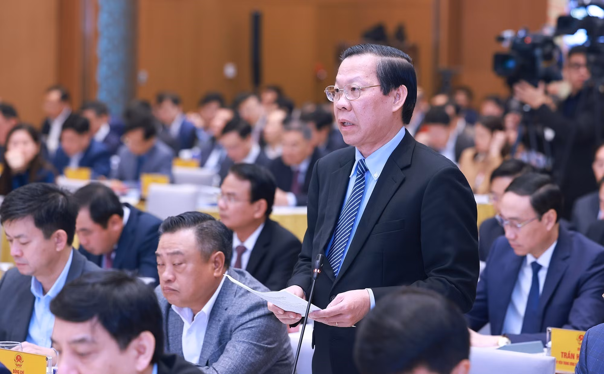 potal-hoi-nghi-tong-ket-cong-tac-nam-2024-va-trien-khai-nhiem-vu-nam-2025-cua-chinh-phu-va-chinh-quyen-dia-phuong-7795788.jpg
