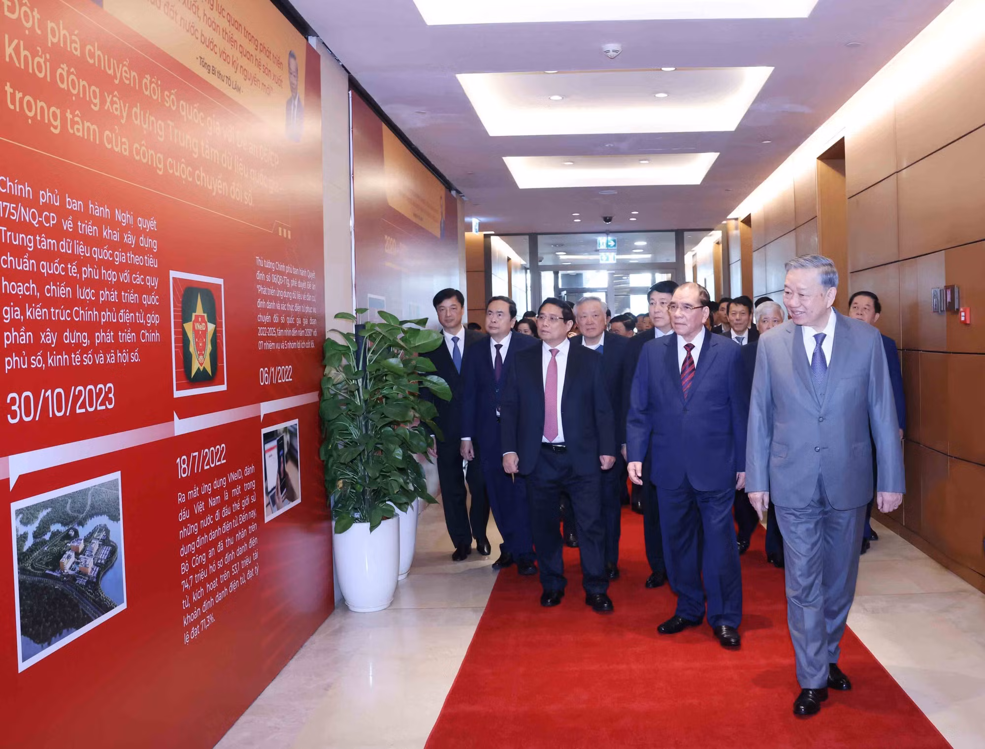 potal-hoi-nghi-toan-quoc-ve-dot-pha-phat-trien-khoa-hoc-cong-nghe-doi-moi-sang-tao-va-chuyen-doi-so-quoc-gia-7803350.jpg