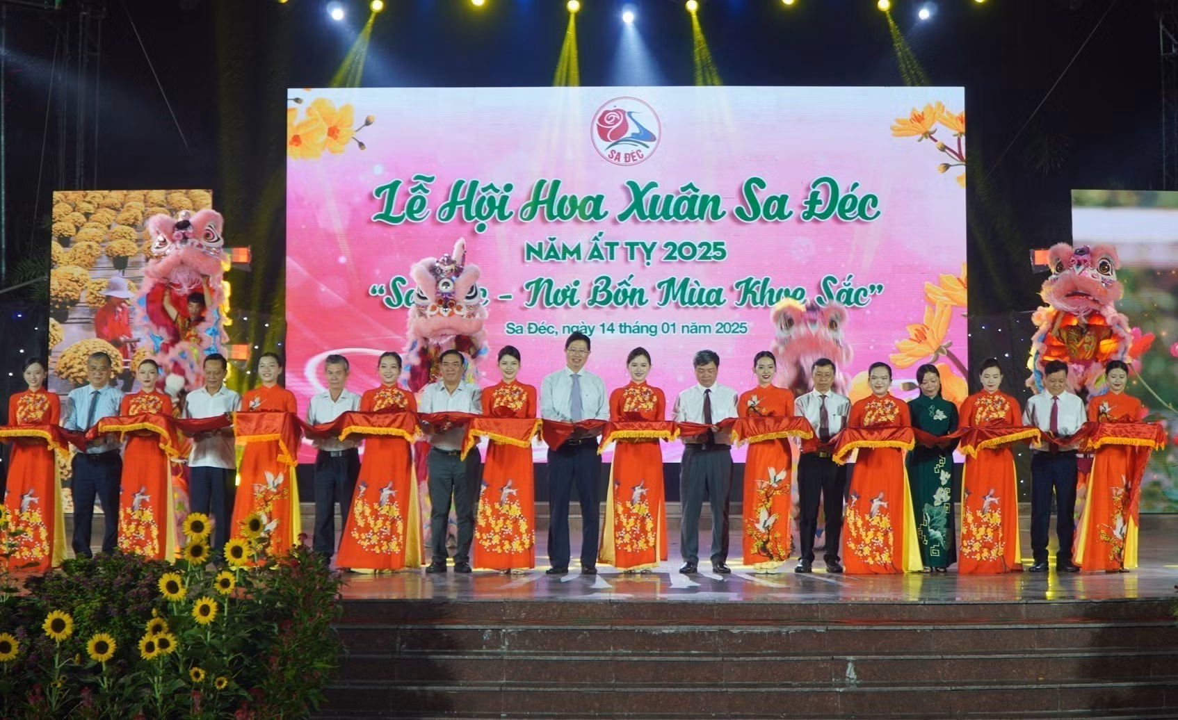 potal-khai-mac-le-hoi-hoa-xuan-thanh-pho-sa-dec-nam-2025-7807397.jpg