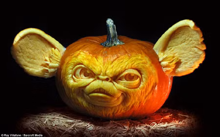 Bí ngô mặt quỷ ghê rợn nhất đêm Halloween ảnh 5