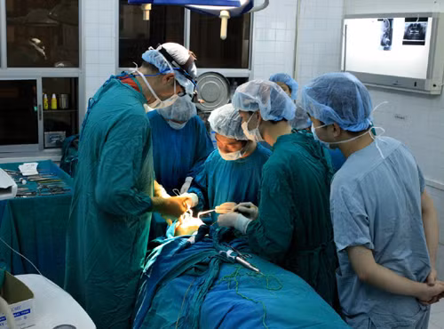 TP. HCM chấn chỉnh các cơ sở phẫu thuật thẩm mỹ ảnh 1