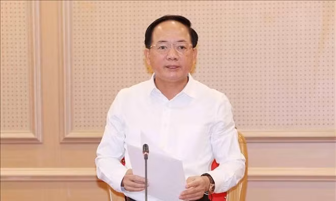 Thông qua dự thảo Báo cáo kết quả kiểm tra, giám sát