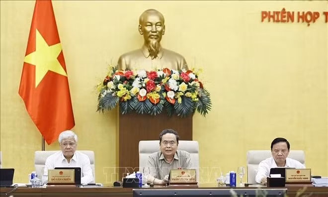UBTV Quốc hội cho ý kiến về các dự án Luật và Luật sửa đổi