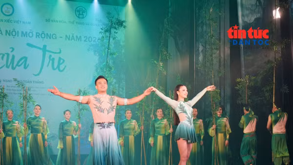 ‘Lời của Tre’ chinh phục khán giả Liên hoan Sân khấu Hà Nội mở rộng