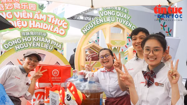 Thưởng thức mỹ vị năm châu tại Lễ hội Văn hoá thế giới 