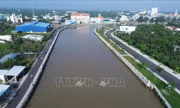 Đẩy nhanh dự án đường giao thông hai bên bờ sông Bảo Định