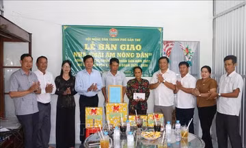 Những mái ấm 'tiếp sức' người dân khó khăn