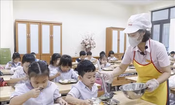 Bắc Ninh tháo gỡ vướng mắc, bảo đảm an toàn bếp ăn bán trú cho học sinh