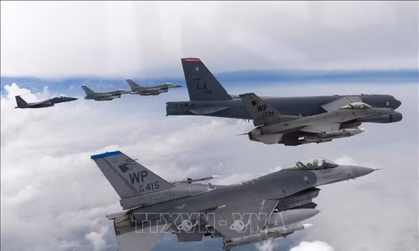 Tung F-16 đánh chặn UAV Nga, Ukraine chấp nhận cái giá không nhỏ