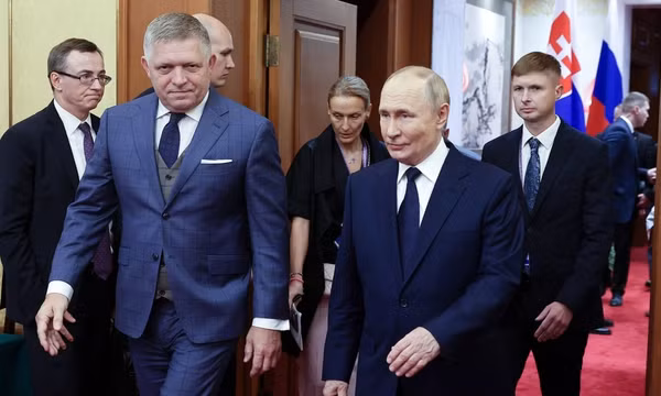 Tổng thống Nga Vladimir Putin và Thủ tướng Slovakia Robert Fico. Ảnh: Sputnik