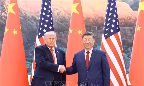 Chủ tịch Trung Quốc Tập Cận Bình (phải) trong cuộc gặp Tổng thống Mỹ Donald Trump có chuyến thăm cấp Nhà nước tới Trung Quốc, tại Bắc Kinh ngày 14/5/2026. Ảnh: THX/TTXVN phát