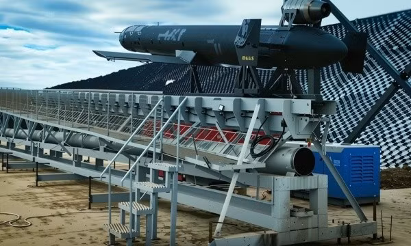 UAV động cơ phản lực Geran-5 của Nga. Ảnh: militarnyi.com