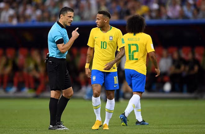 WORLD CUP 2018: Brazil thua Bỉ do Neymar ăn vạ quá nhiều? ảnh 3