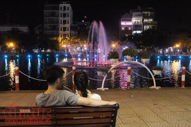 Phố đi bộ Trịnh Công Sơn náo nhiệt hơn nhờ các chương trình nghệ thuật ảnh 4