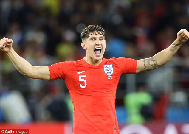 World Cup 2018: Jonh Stones phản pháo Maradona và Mourinho: 'Colombia là đội đá bẩn nhất...' ảnh 1