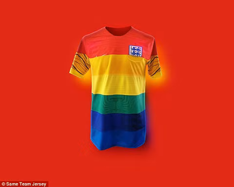 WORLD CUP 2018: Ngỡ ngàng áo '7 sắc cầu vồng' lấy cảm hứng từ World Cup đến Pele cũng phải ngợi khen ảnh 1