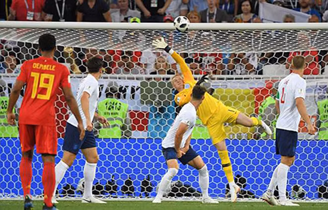 World Cup 2018: Người hùng tuyển Anh Jordan Pickford đáp trả Courtois: 'Lùn thì đã sao?' ảnh 1