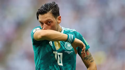 World Cup 2018: Ronaldo từ chối đề nghị 177 triệu bảng; Fernandinho bị kỳ thị, dọa giết ảnh 4