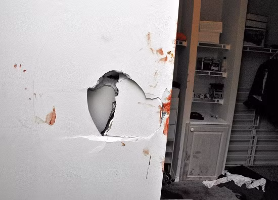 Giết bạn gái vì gọi tên chồng cũ, kẻ thủ ác lĩnh án tù chung thân ảnh 2