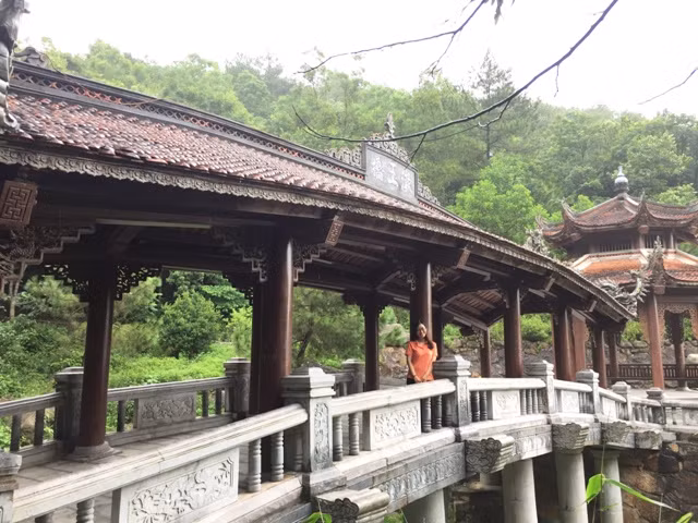 Chọn Côn Sơn cổ kính và Đảo Cò yên bình để khám phá xứ Đông ảnh 6