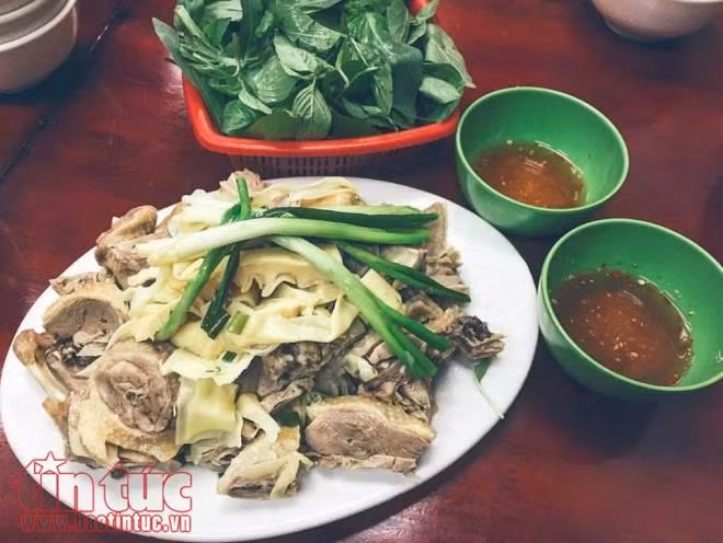 Ngan nướng riềng sả thơm lừng trên phố Nguyễn Du ảnh 5