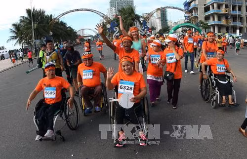 Cuộc thi Marathon quốc tế Đà Nẵng lần thứ 5 - 2017 ảnh 2
