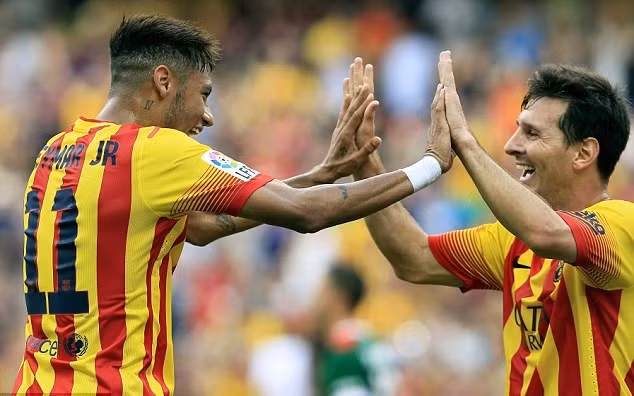 Lionel Messi gửi những lời từ biệt đầy cảm xúc tới người đồng đội Neymar ảnh 2
