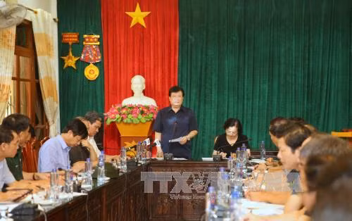 Phó Thủ tướng Trịnh Đình Dũng chỉ đạo khắc phục hậu quả thiên tai tại Mù Cang Chải ảnh 1