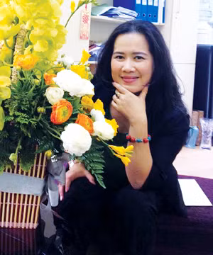 Nhà văn Nguyễn Thị Thu Huệ được bầu là Chủ tịch Hội Nhà văn Hà Nội ảnh 1