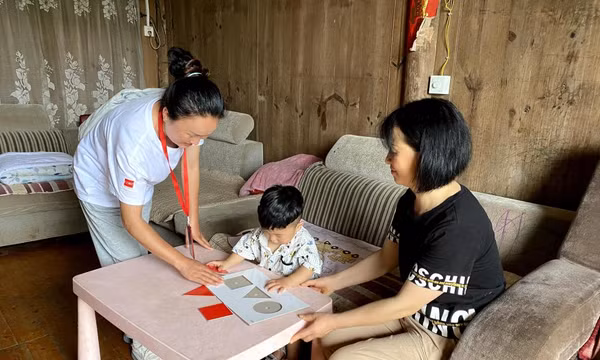 Nghề nghiệp cha mẹ có liên hệ lớn với thành tích học tập của con