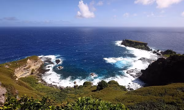 Ảnh chụp từ đài quan sát đảo Forbidden, Saipan, Quần đảo Bắc Mariana. Ảnh: Wikimedia Commons