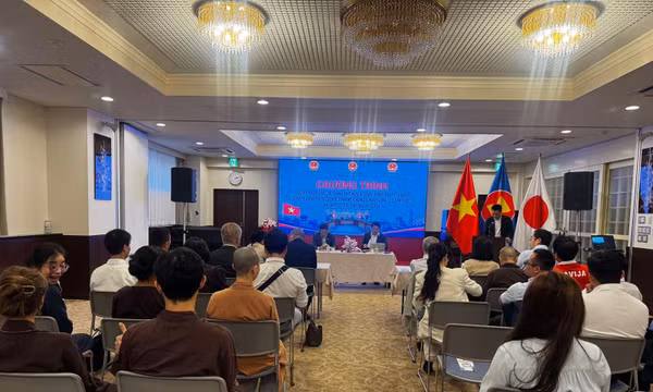 Quang cảnh buổi phổ biến Nghị quyết 23-NQ/TW cho kiều bào tại Nhật Bản