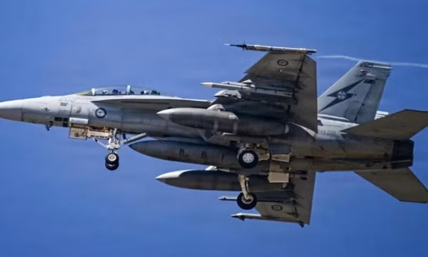 Chiếc F/A-18F Super Hornet của Không quân Hoàng gia Australia huộc Phi đội số 1 của Australia tại Căn cứ Hải quân Ventura County Point Mugu ngày 11/9/2026. Ảnh: Hải quân Mỹ