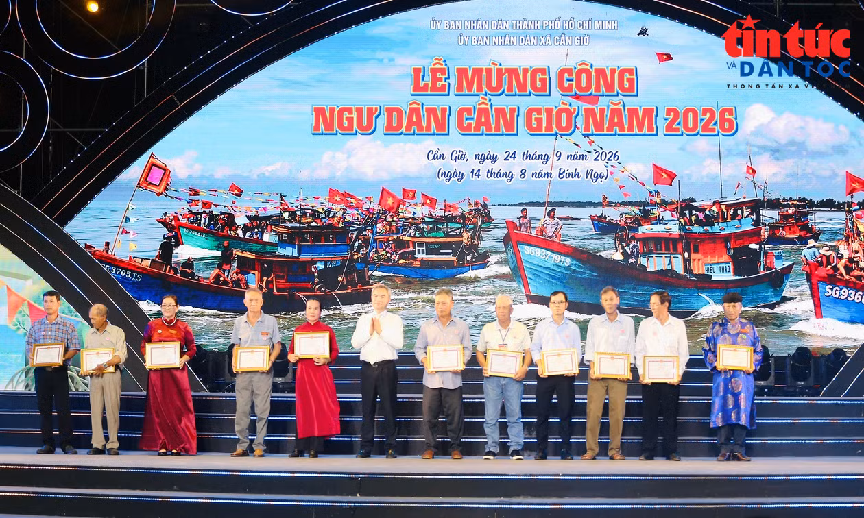 Lễ hội Nghinh Ông kết nối hai vùng biển, tôn vinh ngư dân Cần Giờ